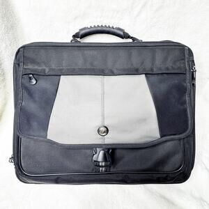 TARGUS Laptop Deluxe Carrying Case Black Gray Padded Travel Bag